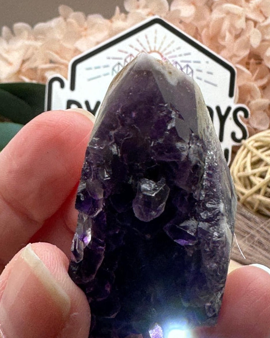 Amethyst cap
