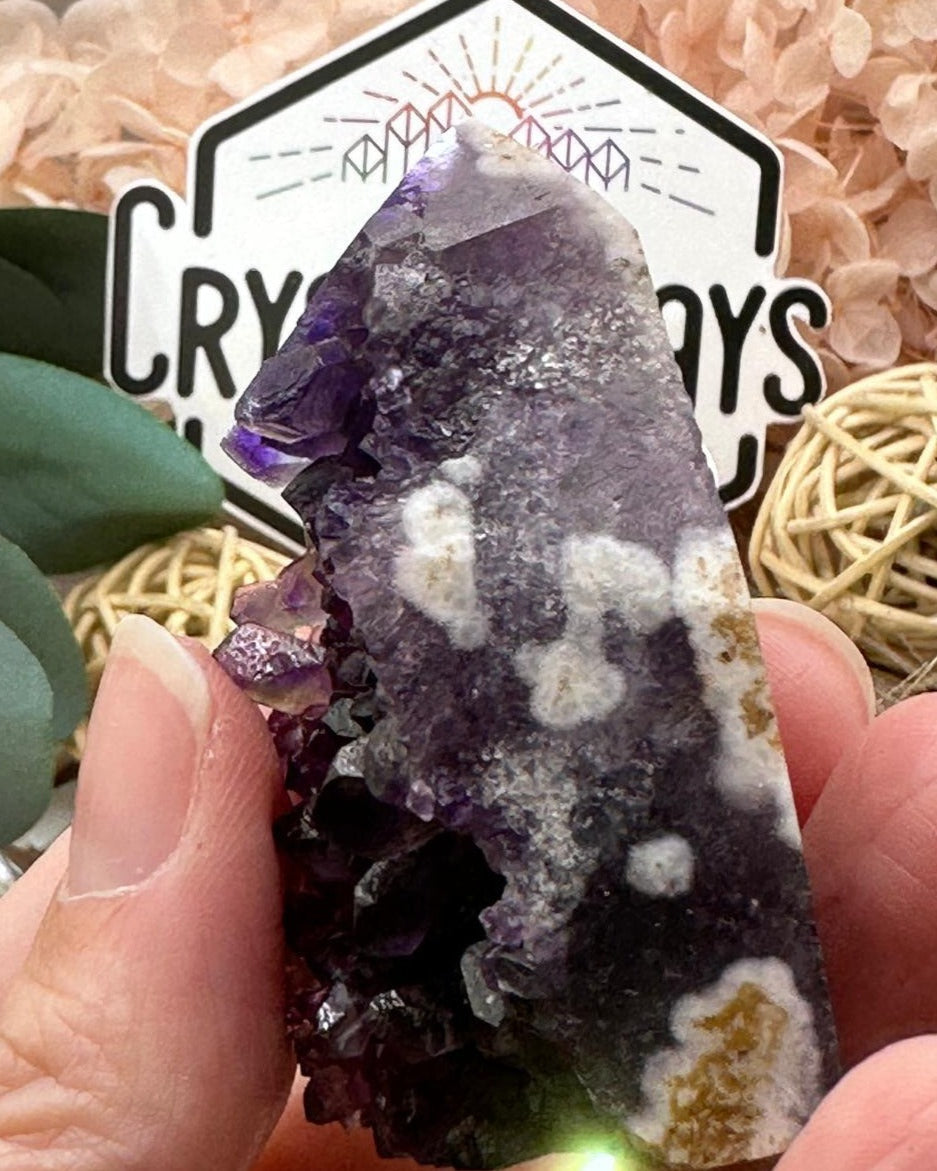 Amethyst cap