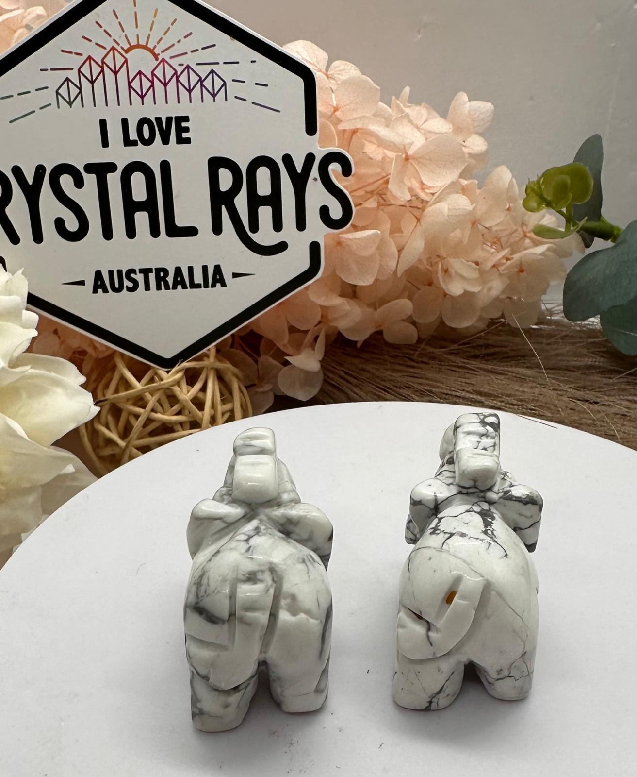 Howlite Elephant Carvings 35g