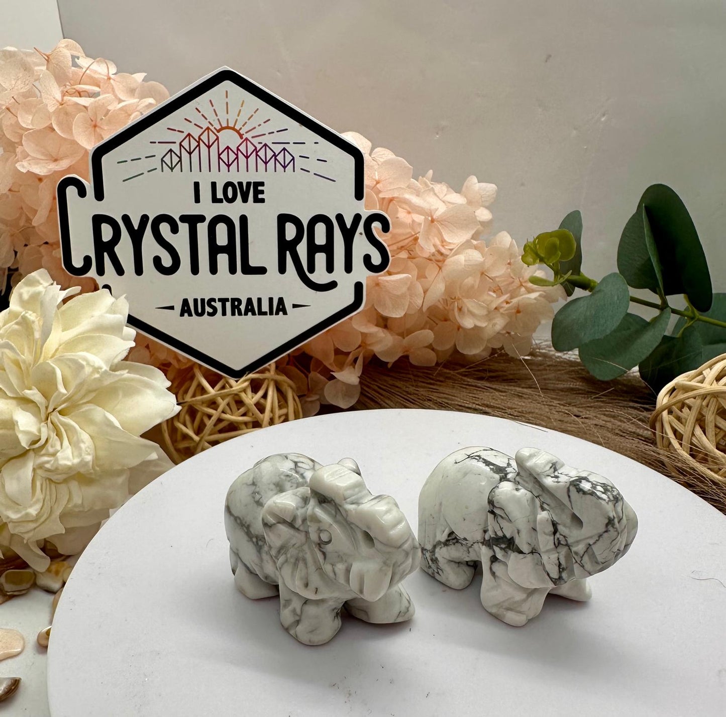Howlite Elephant Carvings 35g