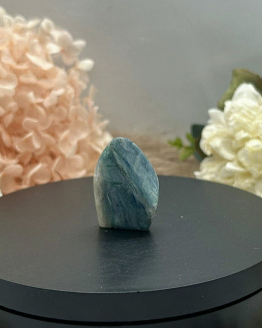 kyanite