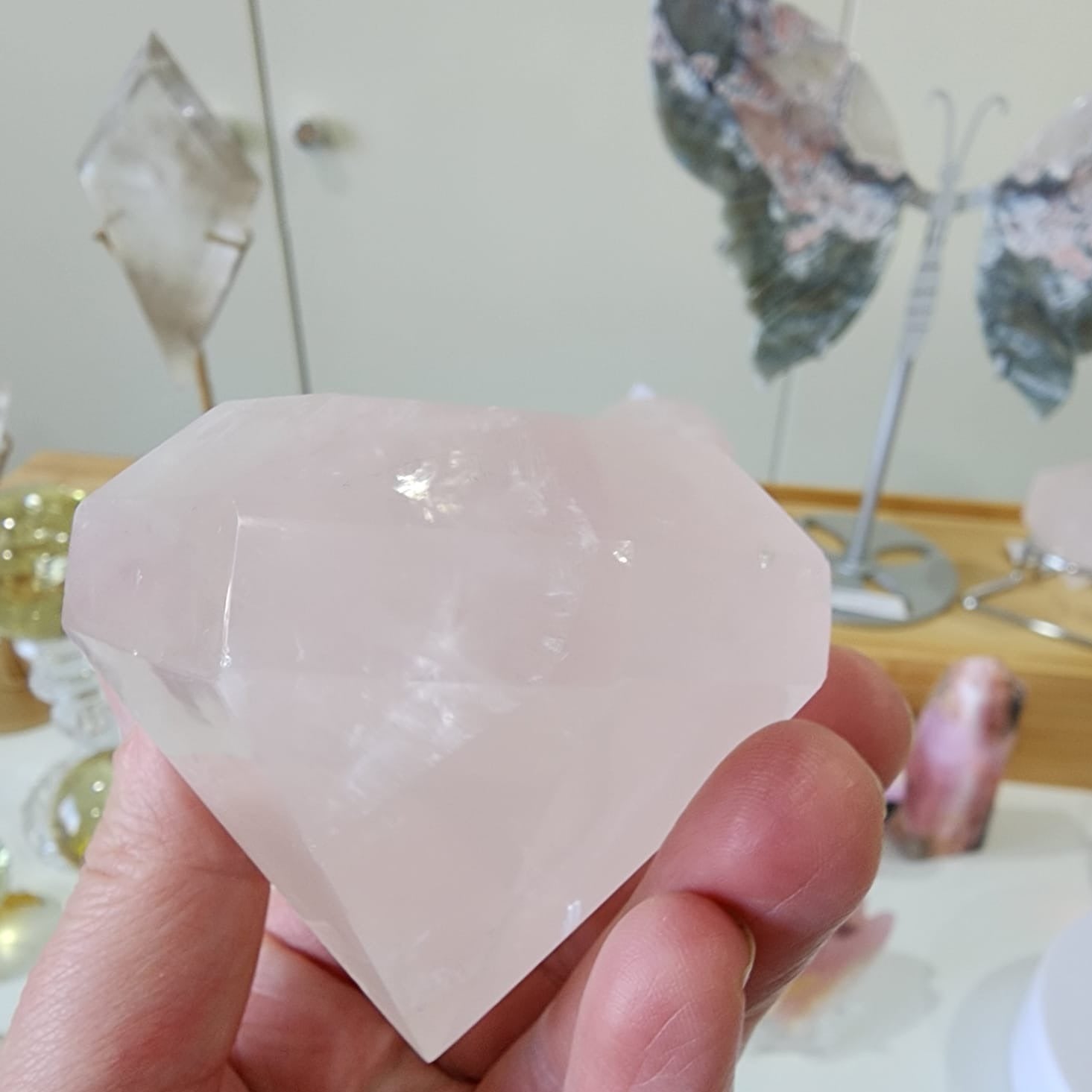 rose quartz diamond