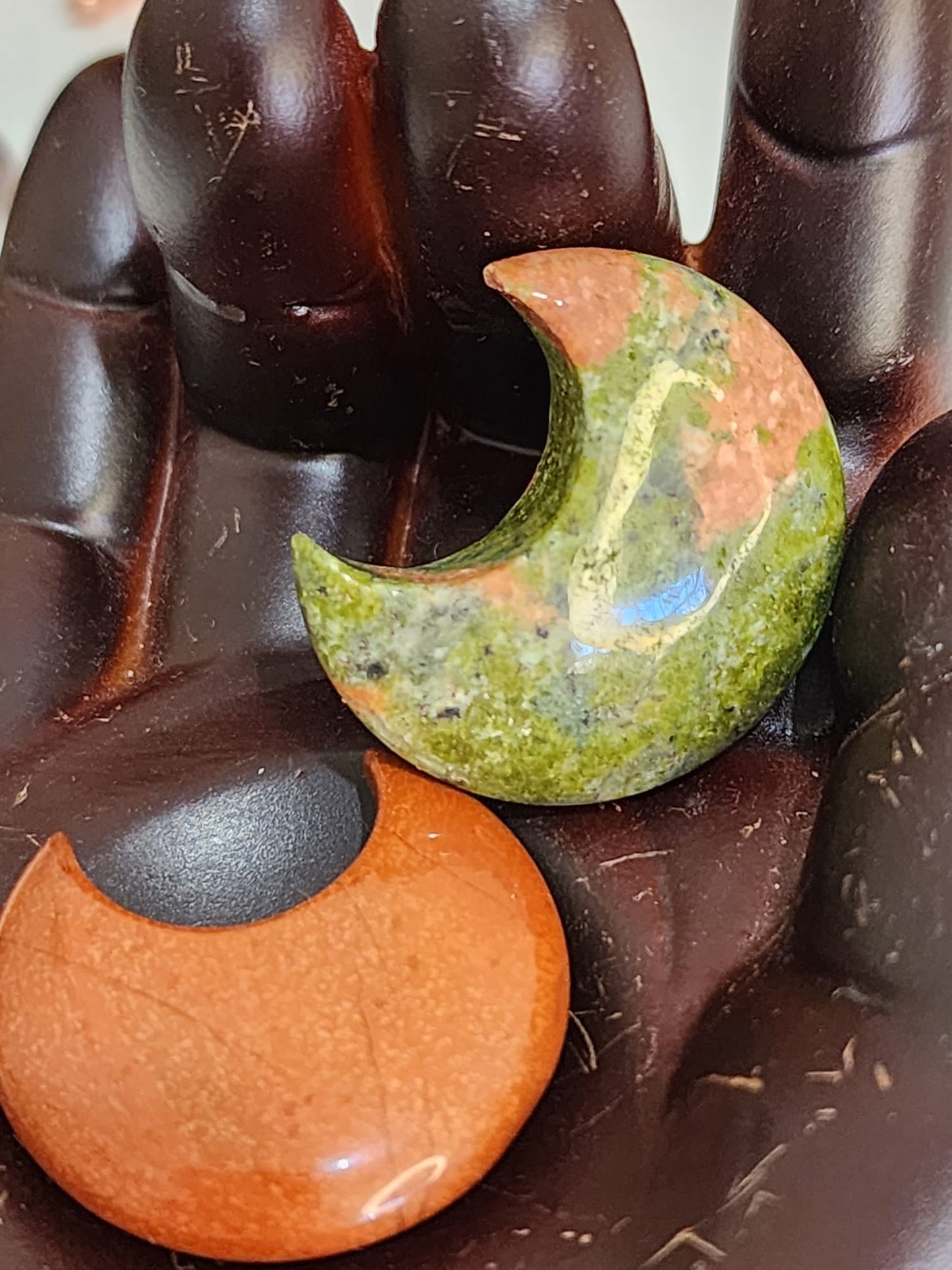 Assorted Crystal ~ Small Moon Carvings