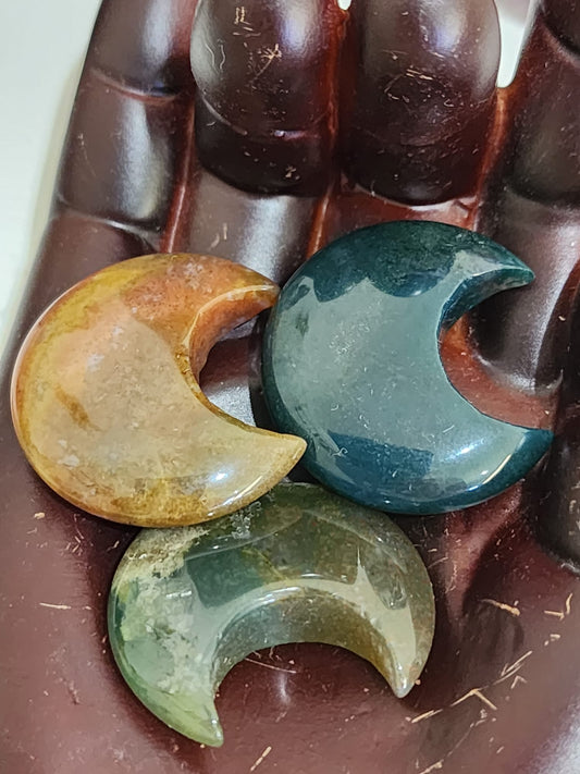 Assorted Crystal ~ Small Moon Carvings