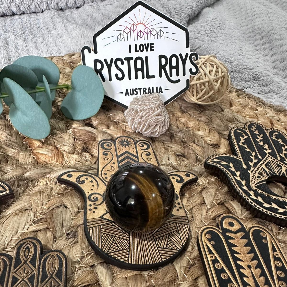 wood hand sphere holder