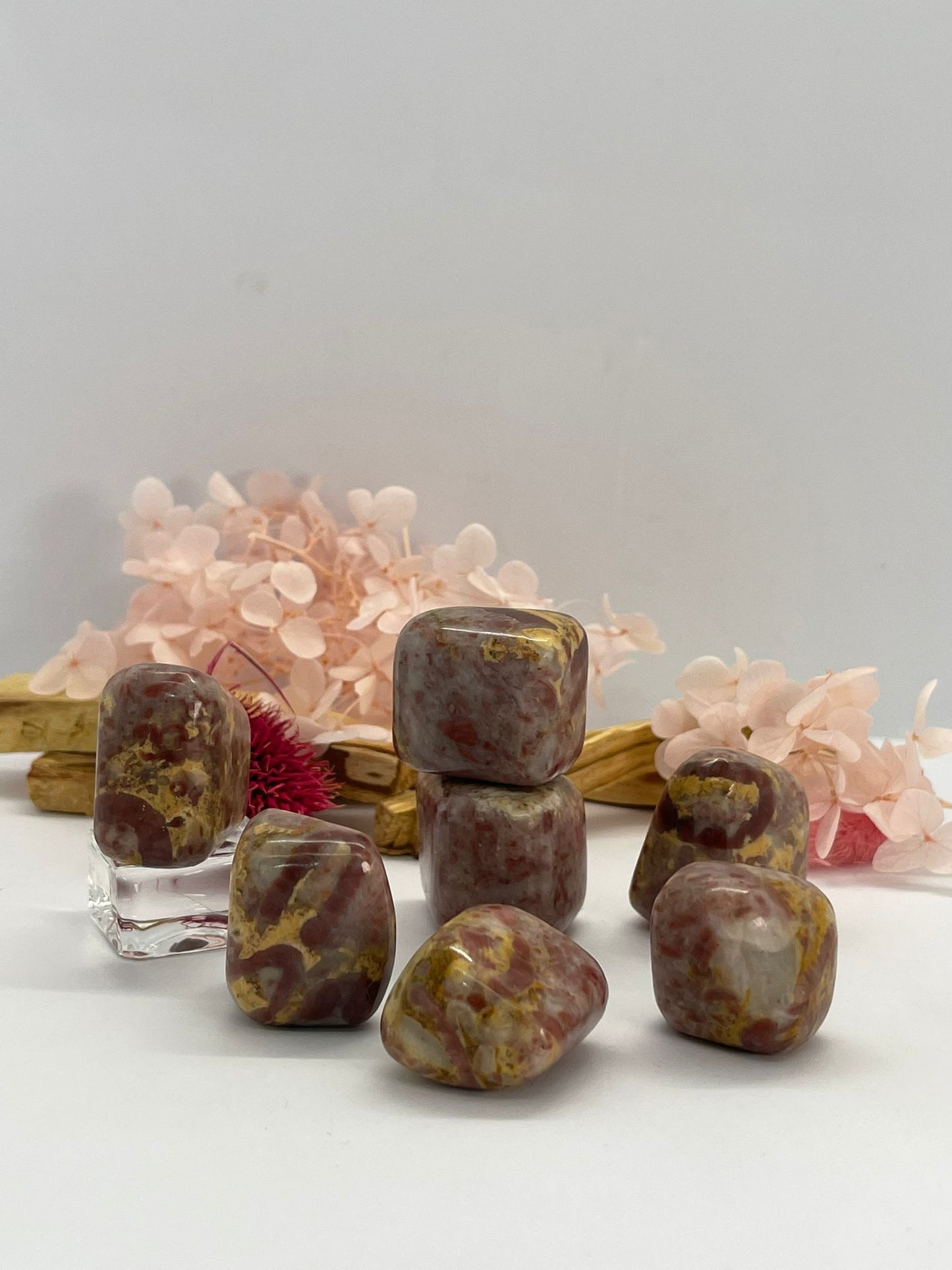 Strawberry Jasper Tumbles 33g
