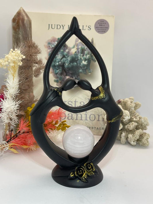 Couple Resin Sphere Stand