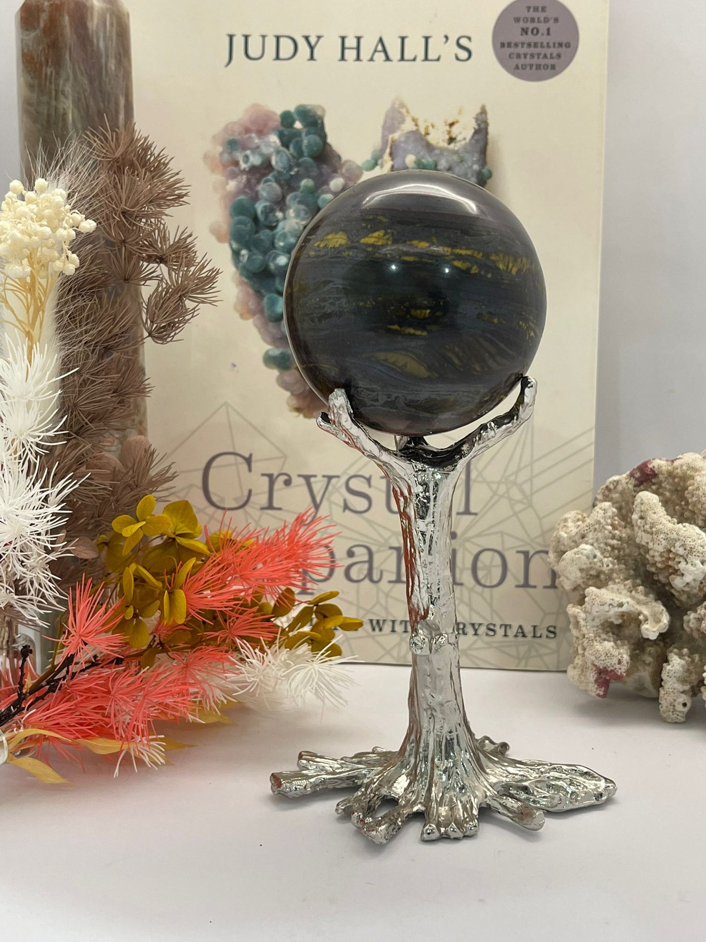 Metal Tree Sphere Stand Silver Small