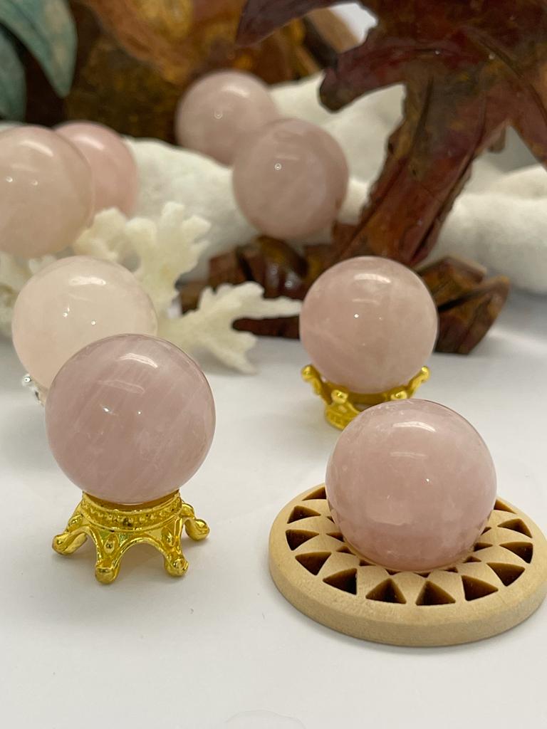 Rose Quartz Sphere 12g (S)