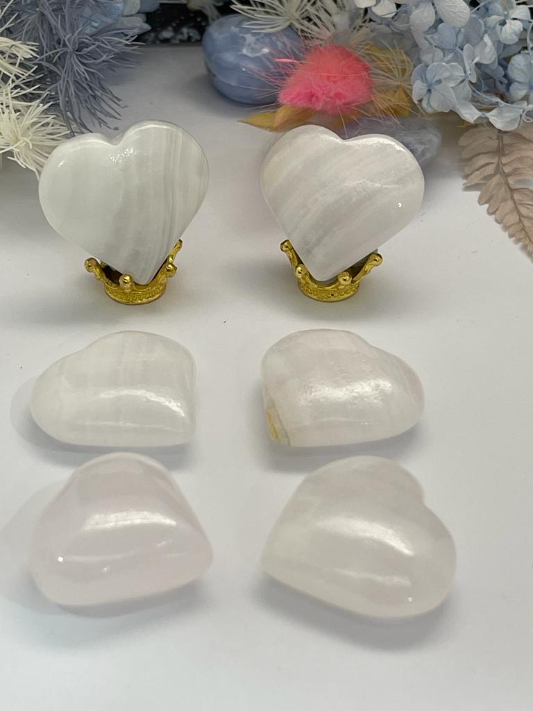 Pink Mangano Calcite Hearts 10g