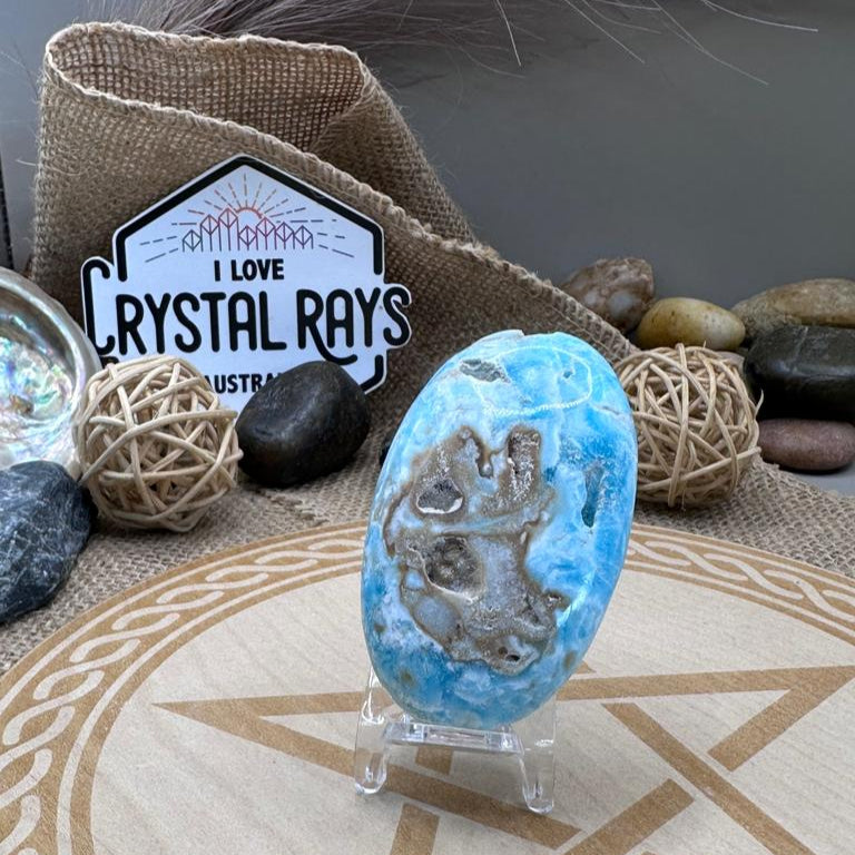 BLUE ARAGONITE PALM