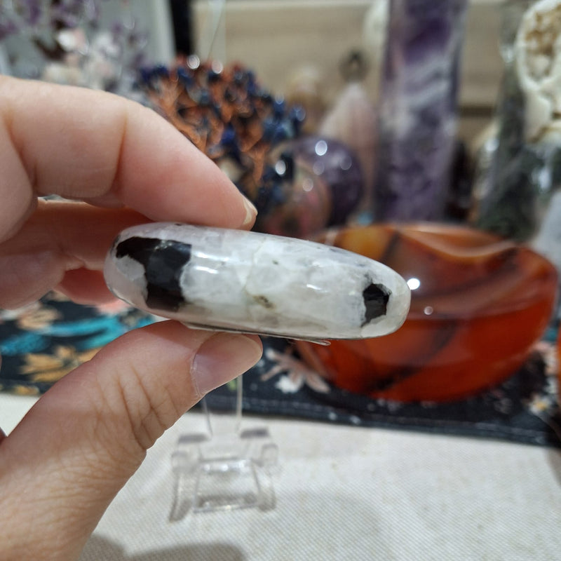 Rainbow Moonstone Palm 69g