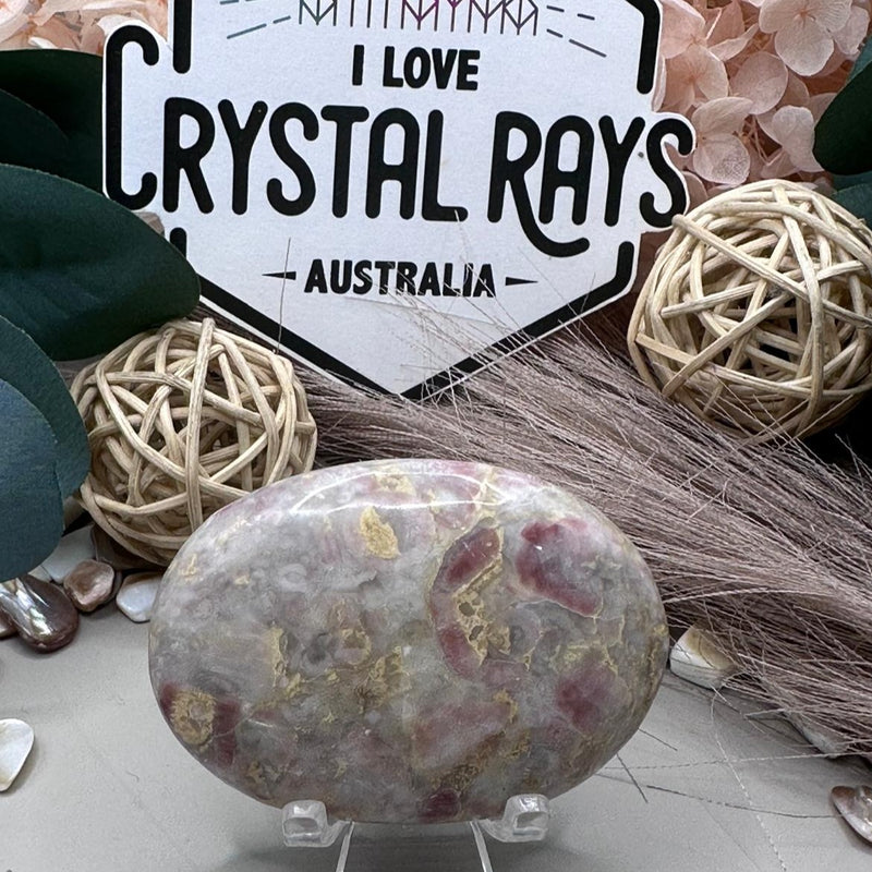 Strawberry Jasper Palm 104g