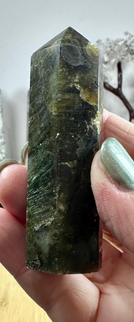 Labradorite Point