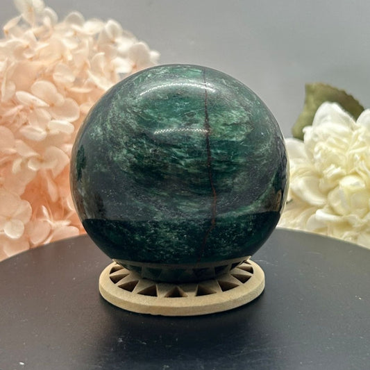 Emerald Sphere 381g
