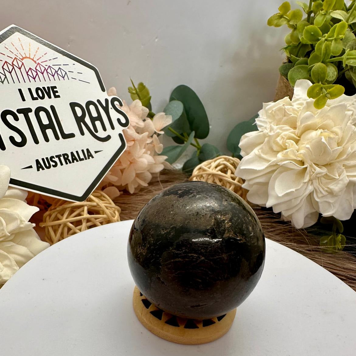 Garnet Sphere 148g