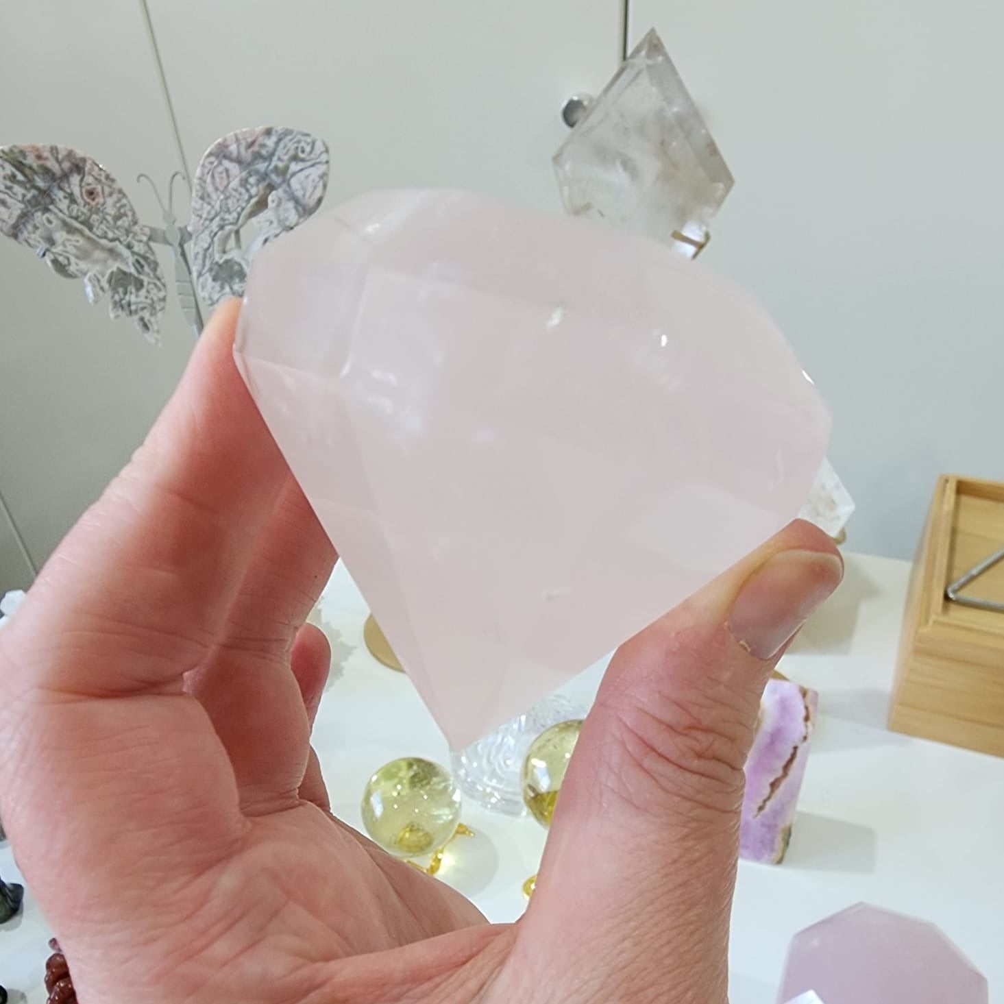 rose quartz diamond