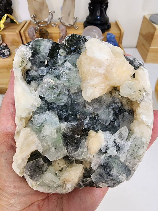 Zeolite Mineral Apophyllite + Stilbite & Black Chalcedony 150g