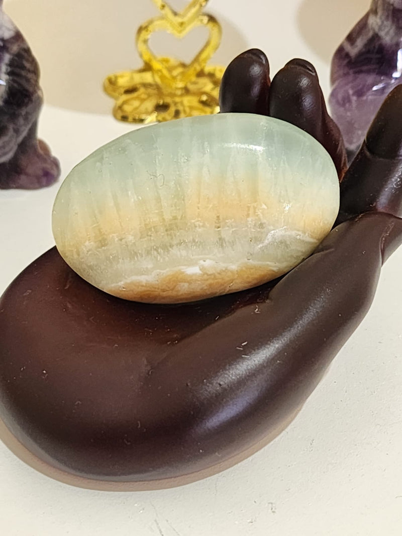 Caribbean Calcite Palm 81g