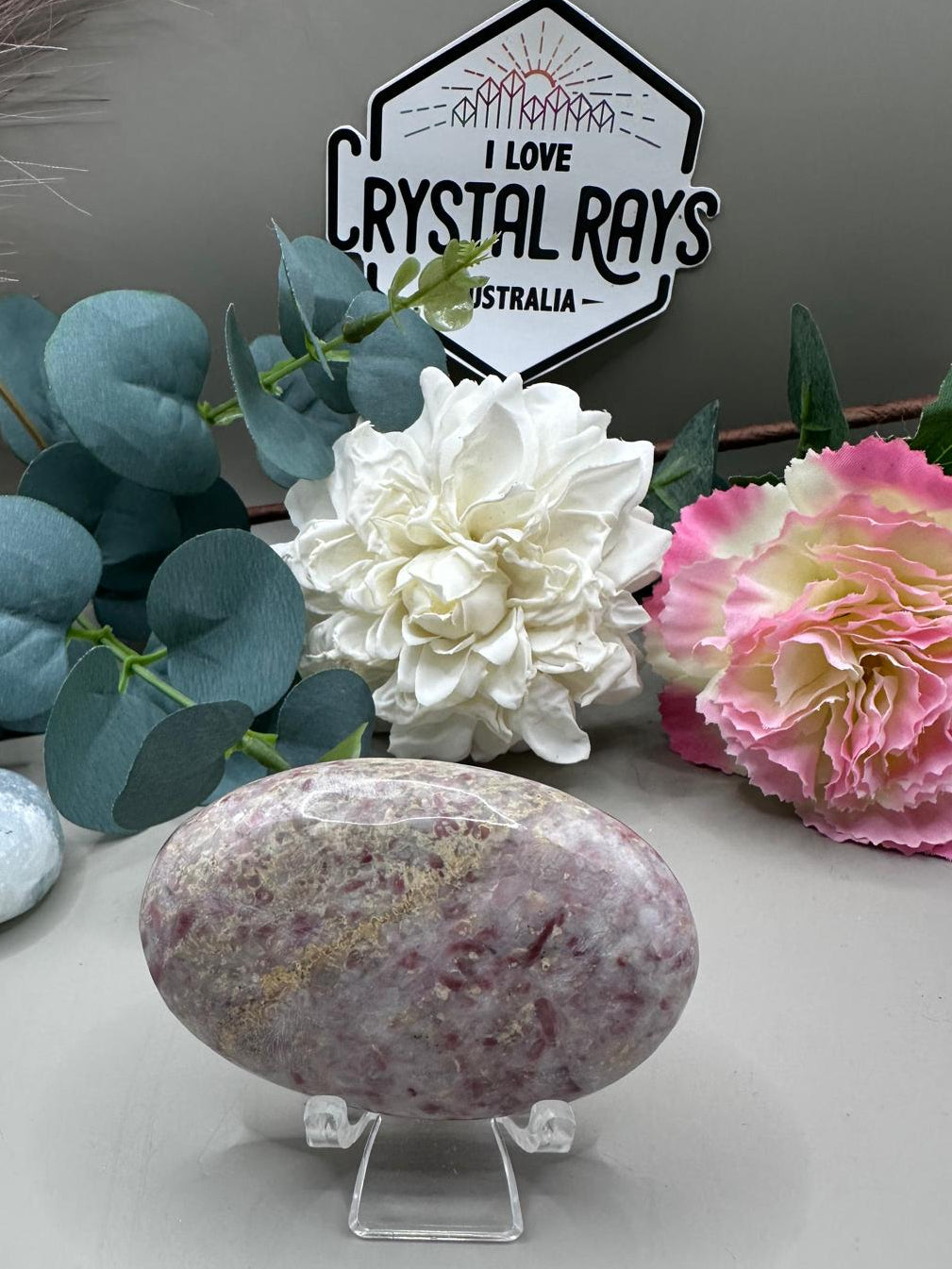Strawberry Jasper Palm Stone
