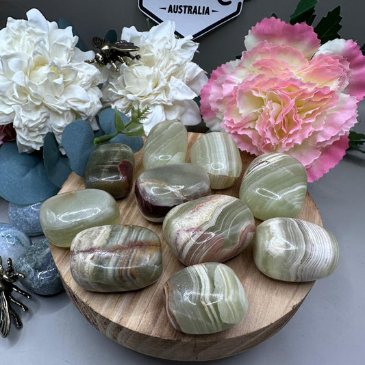 Green onyx tumble