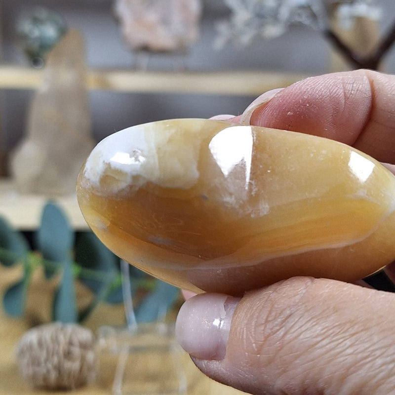 Mango Calcite