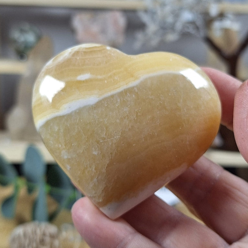 Mango Calcite