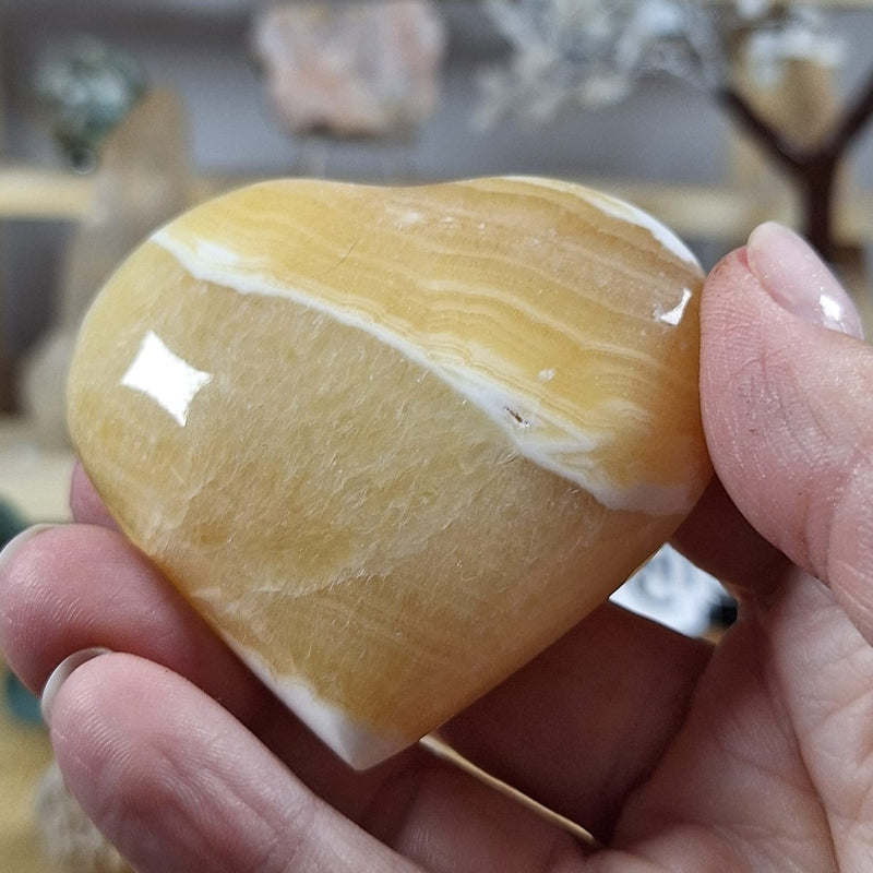 Mango Calcite