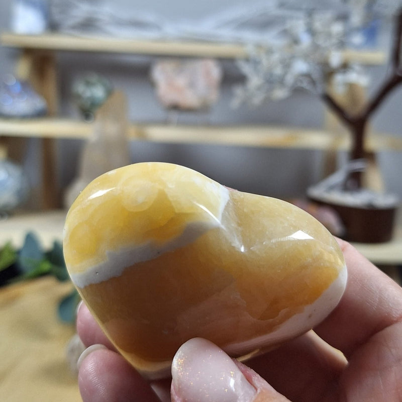 Mango Calcite