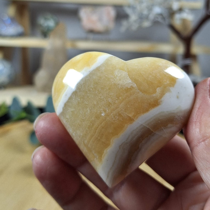 Mango Calcite