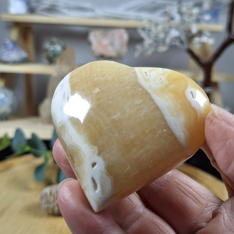 Mango Calcite