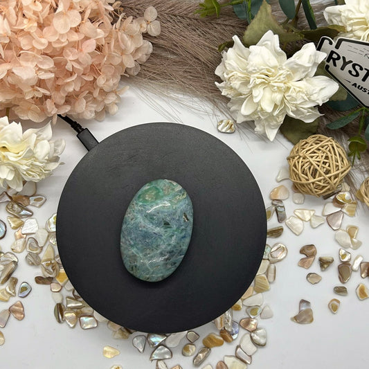Kyanite Palm