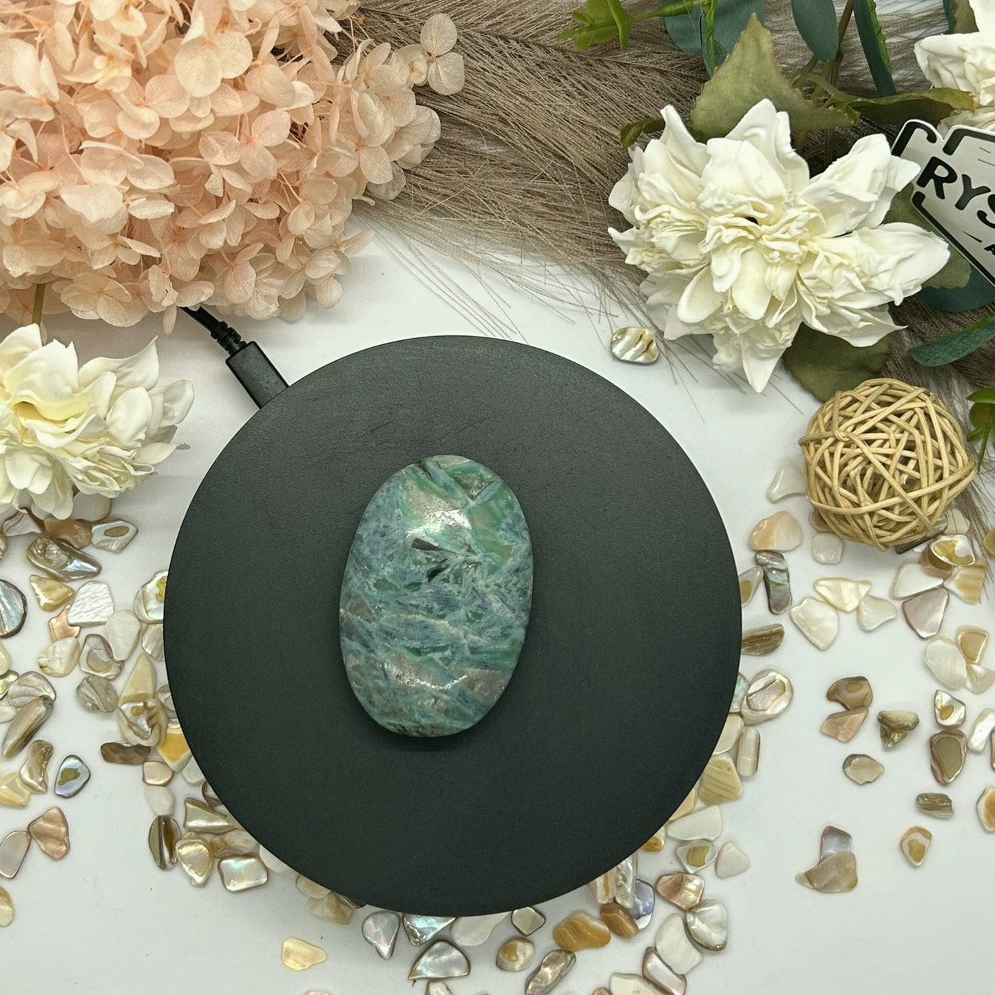 Kyanite Palm