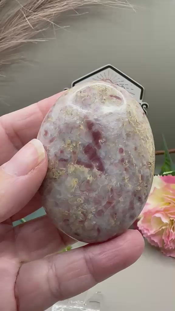 Strawberry Jasper Palm Stone