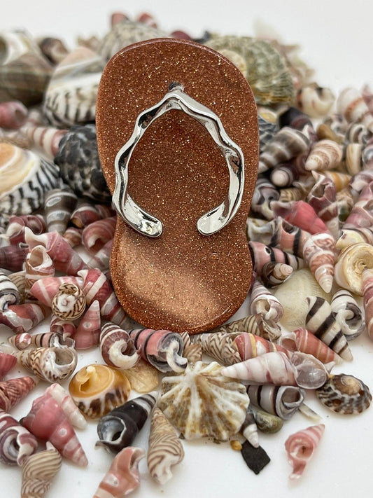 🧡Goldstone Thong Carving