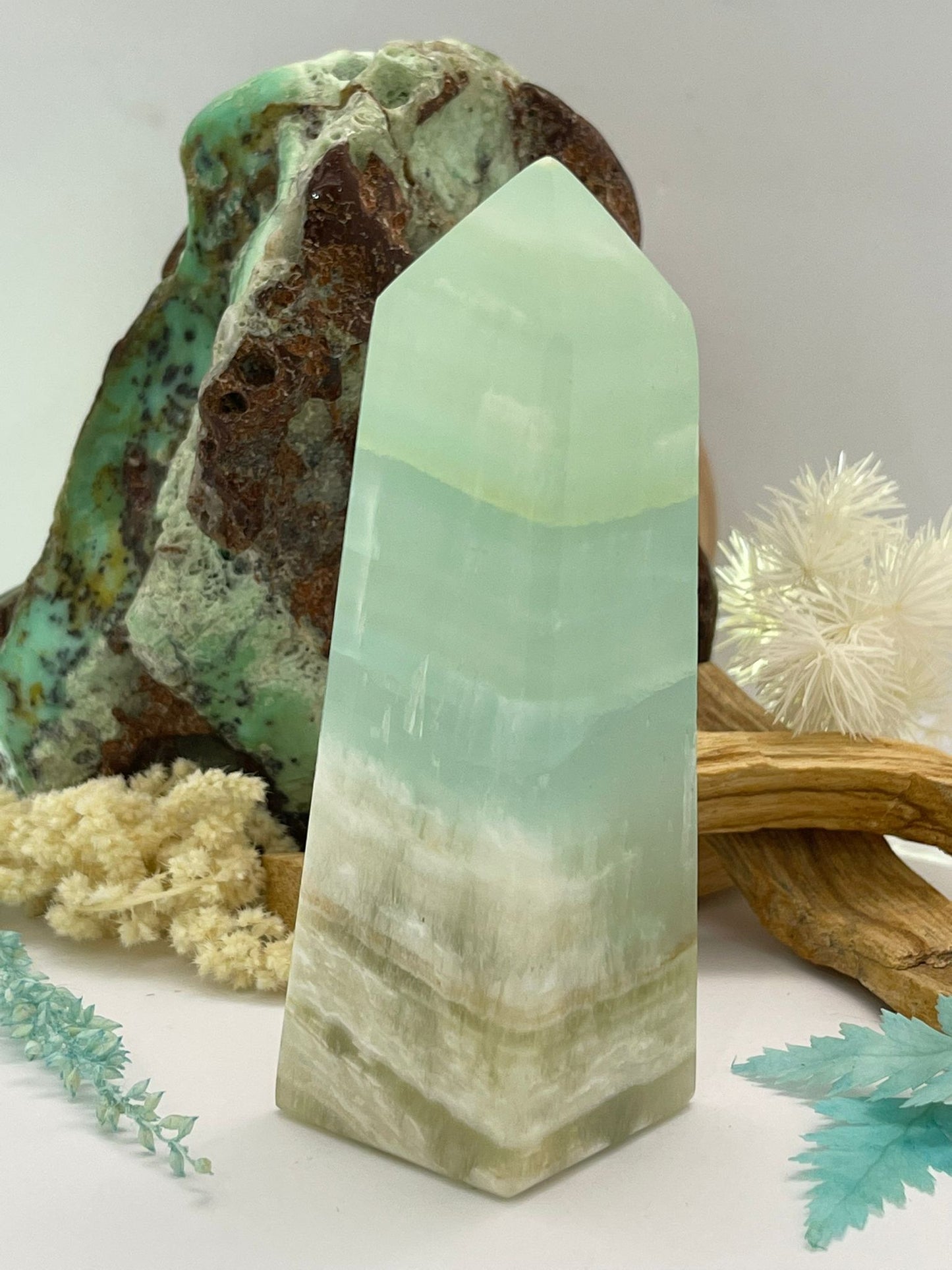 💚 Pistachio Calcite ~ Tower