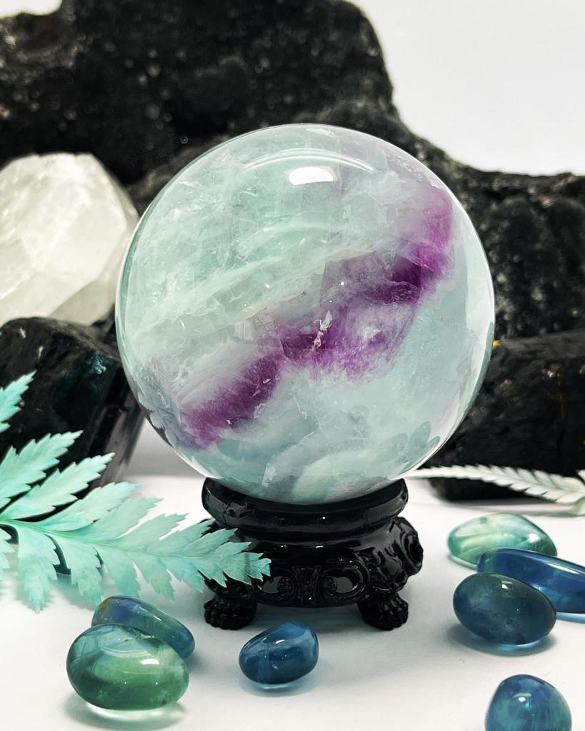 Black Sphere Stand- small