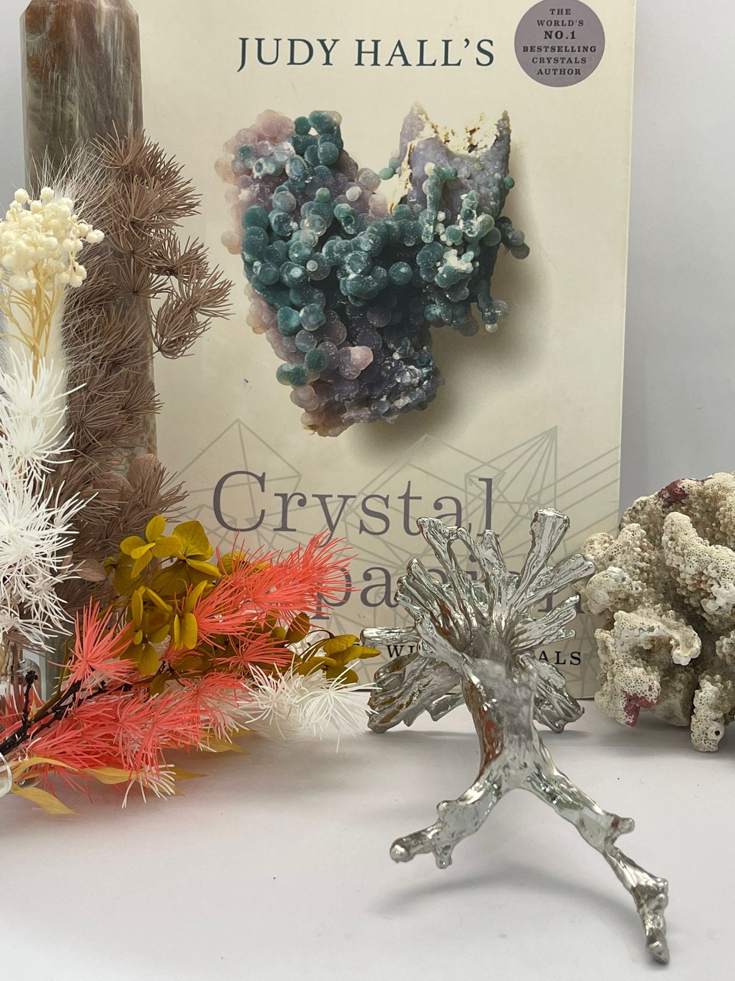 Metal Tree Sphere Stand Silver Small