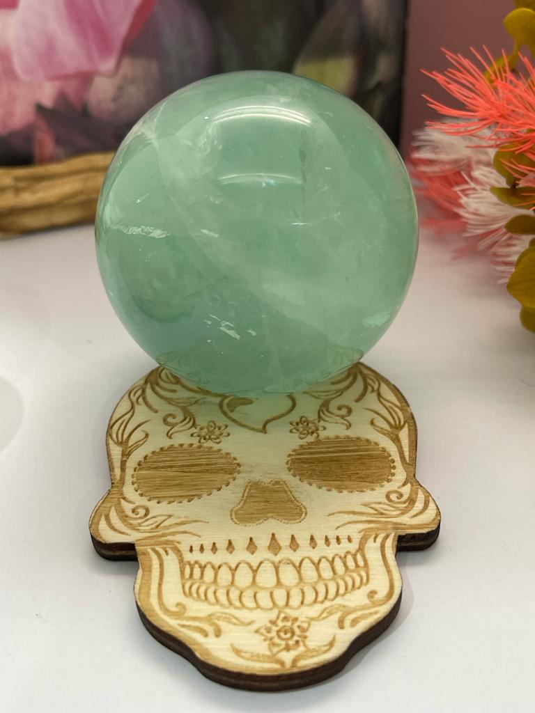 Wooden Slice Mexican Skull Sphere Stand